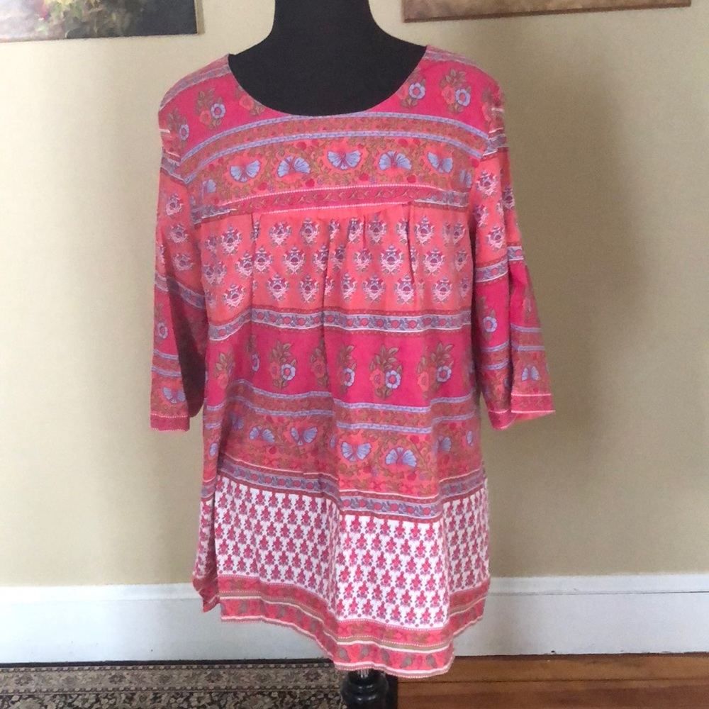 Gorgeous cotton blouse wear over white jeans